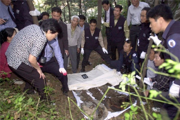 Vụ án những cậu bé ếch: Cái chết thảm của 5 đứa trẻ gây chấn động Hàn Quốc thế kỷ 20