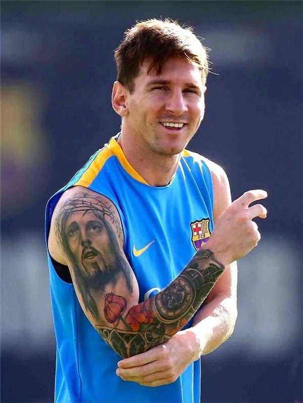 Giải mã hình xăm bông sen trên cánh tay Lionel Messi  Báo Dân trí