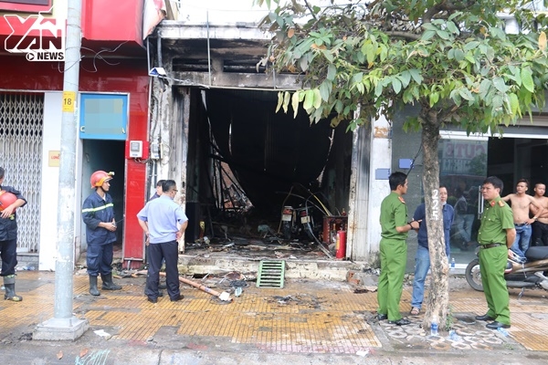 Sài Gòn: Cháy lớn tại quận Tân Bình khiến 1 người tử vong và 2 người bị thương nặng