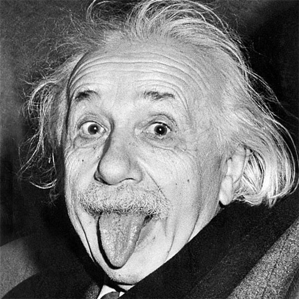 
Albert Einstein là một thiên tài cô độc.