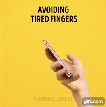 
Bấm điện thoại liên tục thì ngón tay cái đau nhức là chuyện khó tránh khỏi.
