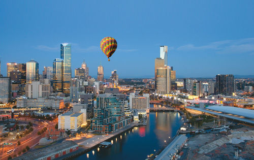 
Melbourne là thành phố lớn thứ hai của Australia sau Sydney, Melbourne hiện đại và sôi động với các điểm đến không thể bỏ qua cho những ai đam mê du lịch.