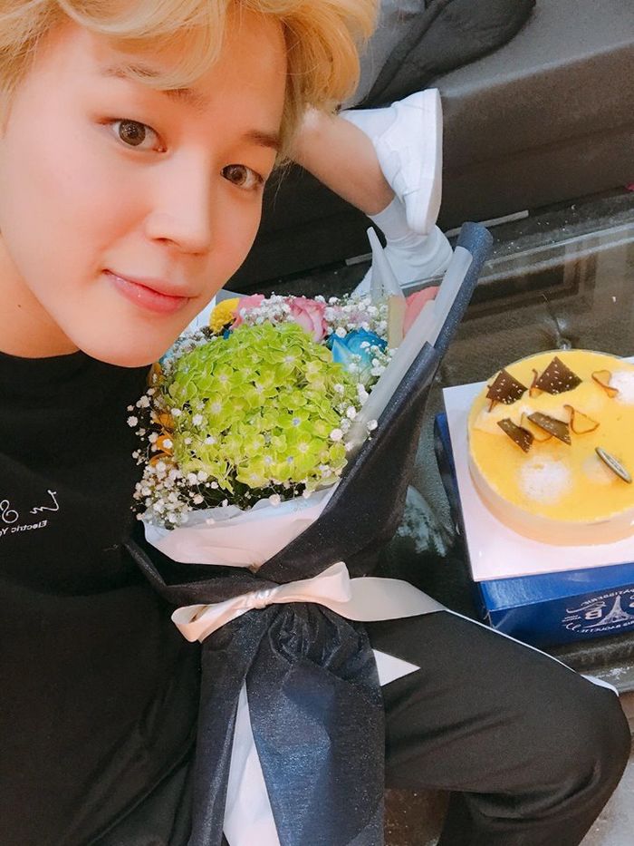 Jimin BTS là nghệ sĩ đầu tiên đạt 20 trend Twitter hàng đầu cùng lúc