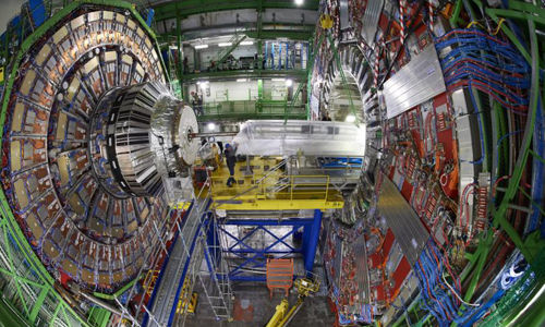 
Máy gia tốc hạt lớn nhất thế giới được đặt tại Thụy Sĩ. Ảnh: International Business Times.