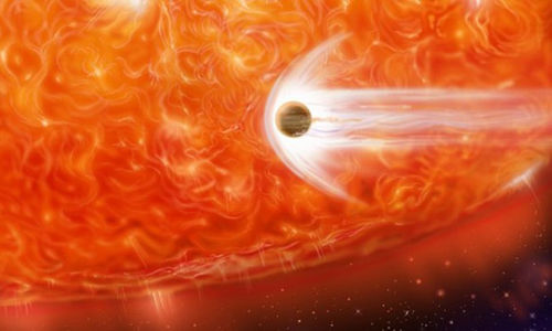 
Khi trở thành sao khổng lồ đỏ, Mặt Trời sẽ phình ra và nuốt chửng các hành tinh xung quanh. Ảnh: BBC.
