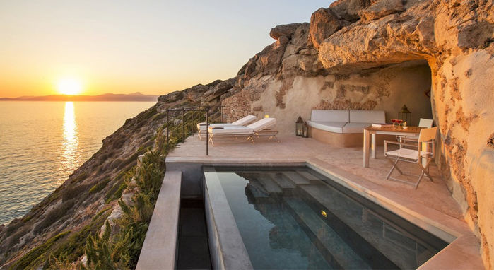 
Cap Rocat, Mallorca, Tây Ban Nha: Các phòng suit Sentinel nằm nép mình giữa những vách đá, nhìn ra toàn cảnh vịnh Palma. Mỗi phòng còn có hiên riêng với bể bơi vô cực tuyệt đẹp. Ảnh: Slh.