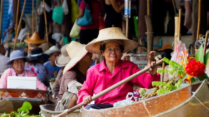 
Chợ nổi Damnoen Saduak, Thái Lan​