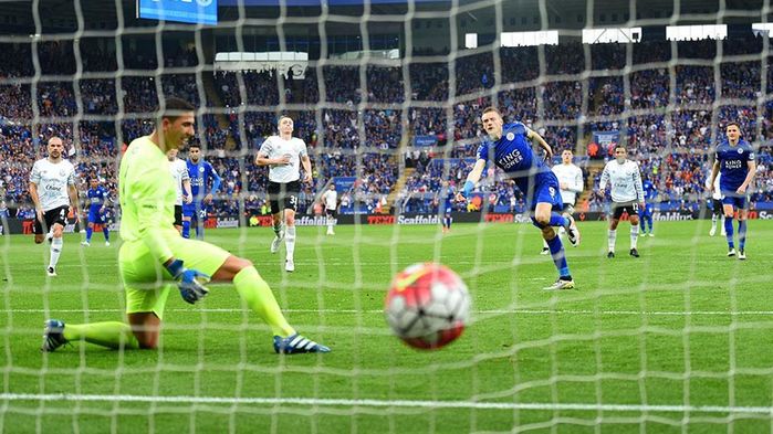 
Everton cần phải cắt cử người phong tỏa Jamie Vardy nếu muốn giành chiến thắng trong trận đấu sắp tới. Số 9 của Leicester góp công vào cả 4 bàn thắng trong 4 lần đối đầu gần nhất giữa 2 đội (2 pha lập công, 2 kiến tạo).