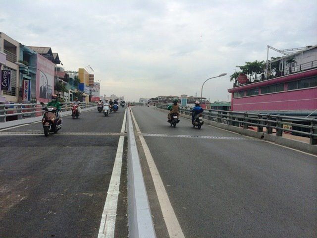 Thông xe nhánh cầu vượt Ngã sáu Gò Vấp ở Sài Gòn