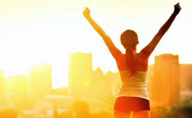Tại sao nên tập thể dục buổi sáng mà không phải là buổi trưa, buổi chiều nhỉ?