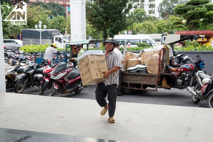 Sài Gòn: Đếm ngược đến giờ check-in Buýt đường sông vào sáng mai