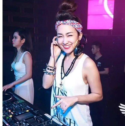
Cô là một cái tên không còn xa lạ trong giới DJ tại Việt Nam.