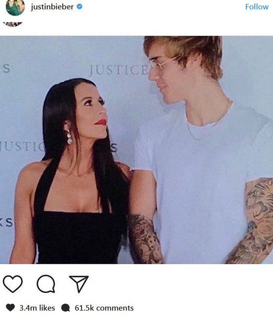 
Bức ảnh Justin cùng mẹ tại sự kiện cuối tuần qua được anh chàng đăng tải lên trang cá nhân.