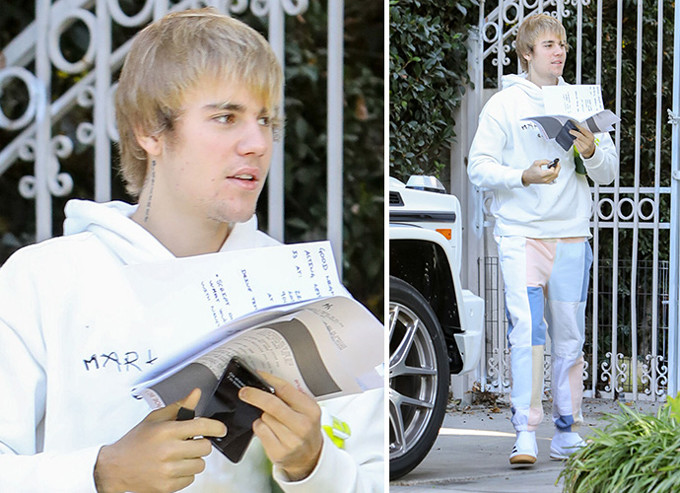 
Justin Bieber xuất hiện tại lớp học diễn xuất. Trước đó giọng ca Baby đã từng đóng vai khách mời trong hai bộ phim CSI: Miami và Zoolander 2.