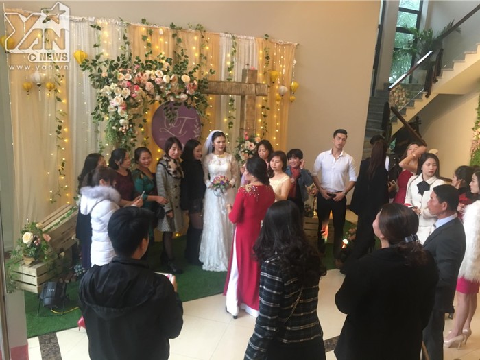 Đám cưới siêu lãng mạn của Chúng Huyền Thanh và ông xã 