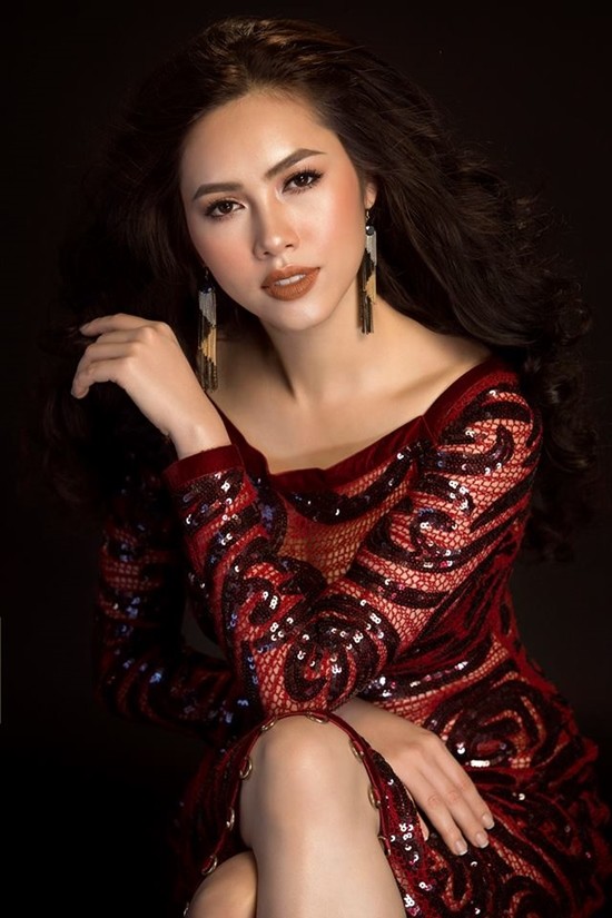 Lộ diện giám khảo Chung kết Hoa hậu Hoàn vũ Việt Nam, Á hậu Hoàng My ầm thầm rút lui