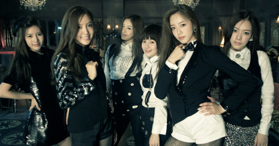 
Ca khúc Lies đã nhận được nhiều lời khen ngợi từ khán giả Hàn Quốc và có mặt ở hầu hết các bảng xếp hạng tại nhiều quốc gia Châu Á.