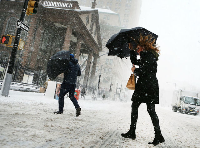 
Cơn bão tuyết đang khiến cuộc sống người dân trở nên vô cùng khó khăn (Ảnh: abcactionnews)