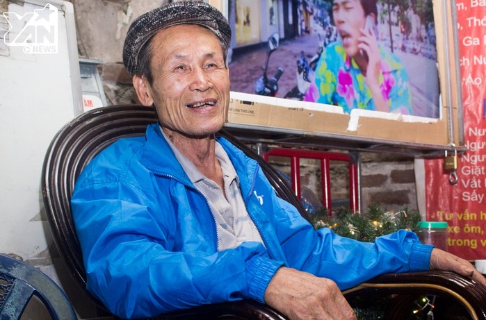
Ông  Nguyễn Thế Hiệp (71 tuổi) chủ khu nhà trọ giá rẻ 15 nghìn tại ngay con ngõ nhỏ ở bệnh viện nhi Trung Ương