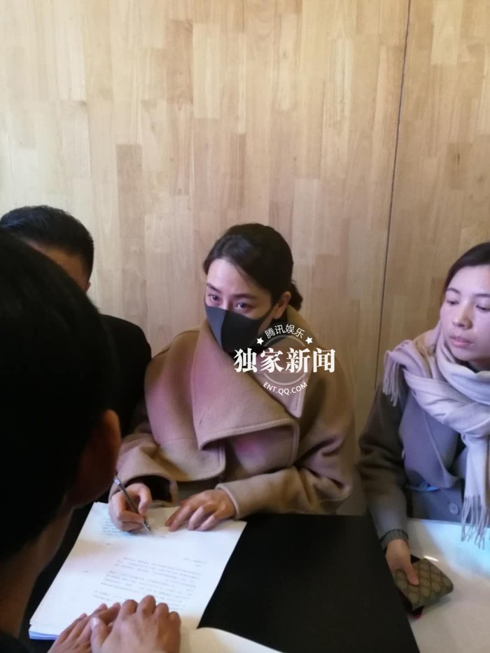 
Phía luật sư của Mã Tô cho biết nữ diễn viên đã bị tổn thương vì những lời lẽ của Huỳnh Nghị Thanh.
