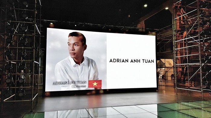 
Hình ảnh của NTK Adrian Anh Tuấn xuất hiện tại Harbin Fashion Week 2018