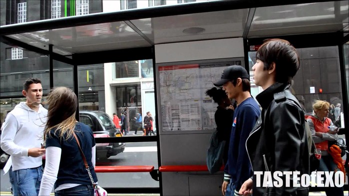 
Các quản lí của EXO cũng luôn bảo vệ học chu đáo cho các thành viên. Luôn theo chân các anh chàng trên nọi nẻo đường.