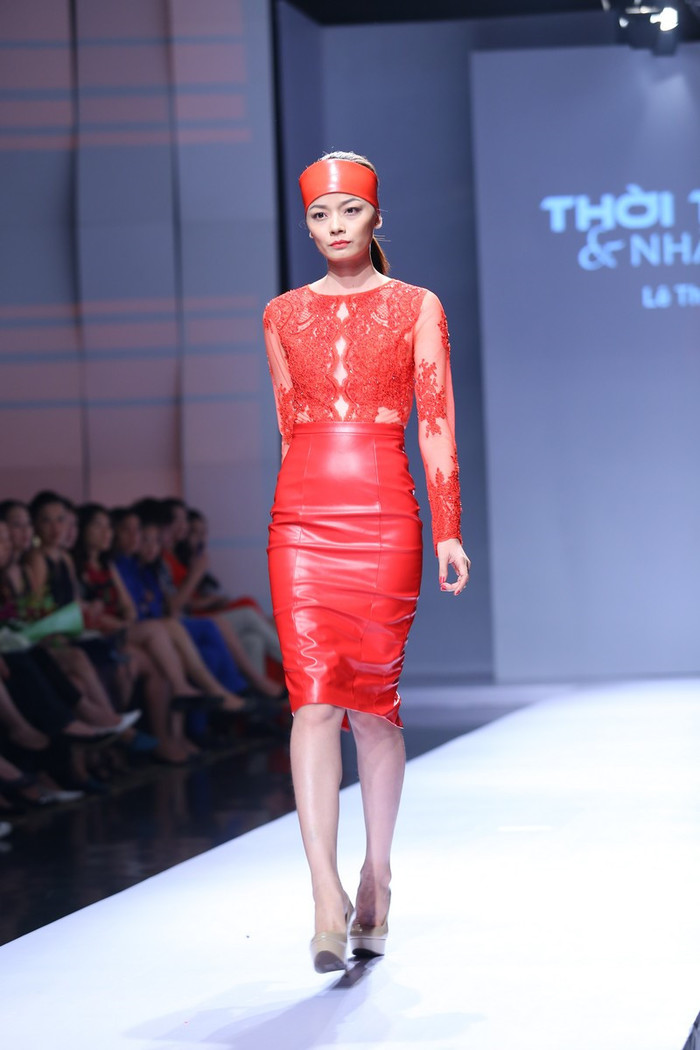 
Hoàng Oanh cũng vừa trở lại Vietnam's Next Top Model mùa All Stars 2017.