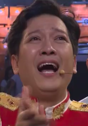 Tái xuất sau màn cầu hôn, Trường Giang khóc như mưa khi U23 Việt Nam chiến thắng - Tin sao Viet - Tin tuc sao Viet - Scandal sao Viet - Tin tuc cua Sao - Tin cua Sao