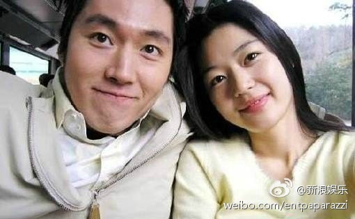 
Những hình ảnh hiếm hoi của gia đình nữ diễn viên Jun Ji Hyun.
