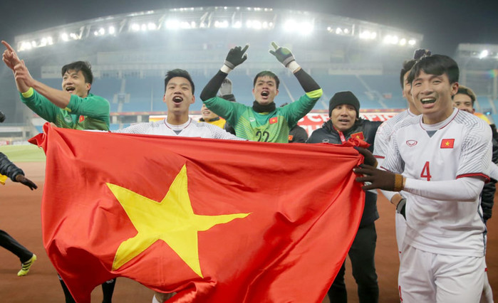 
Với tổng số tiền thưởng hơn 20 tỷ đồng, đội tuyển U23 Việt Nam có thể sẽ phải chịu mức thuế cao nhất lên tới 35%, tương đương với 6 tỷ đồng nộp thuế.
