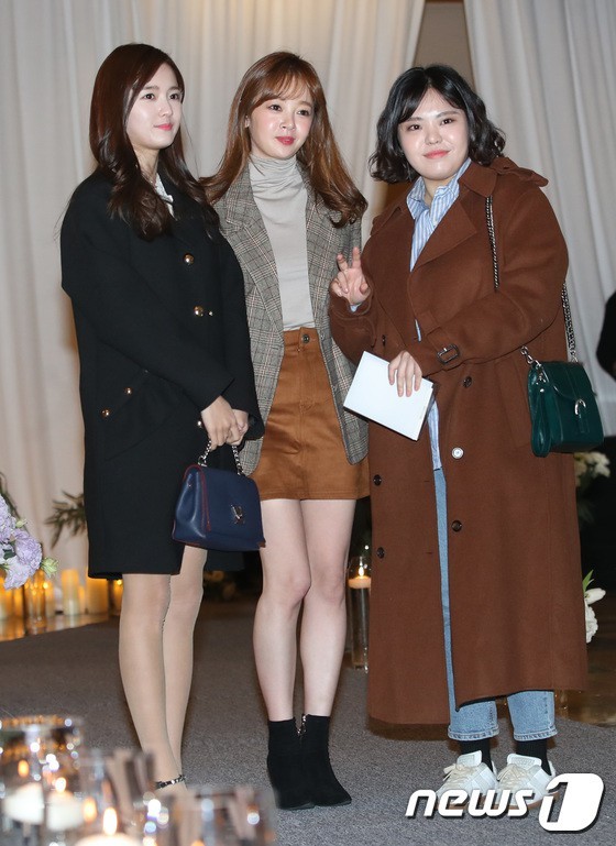 
Bộ 3 diễn viên phụ quen mặt Nam Bora, Kim Bomi, Kim Min Young.