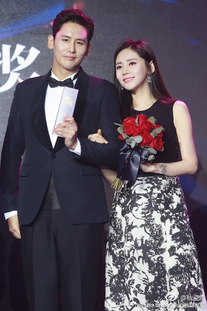 
Vợ chồng Choo Ja Hyun và Vu Hiểu Quang.