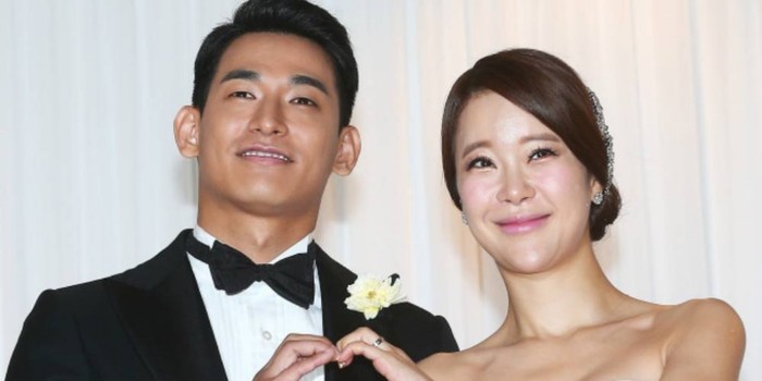 
Cuộc hôn nhân của Jung Suk Won và Baek Ji Young từng bị công chúng chỉ trích nặng nề.