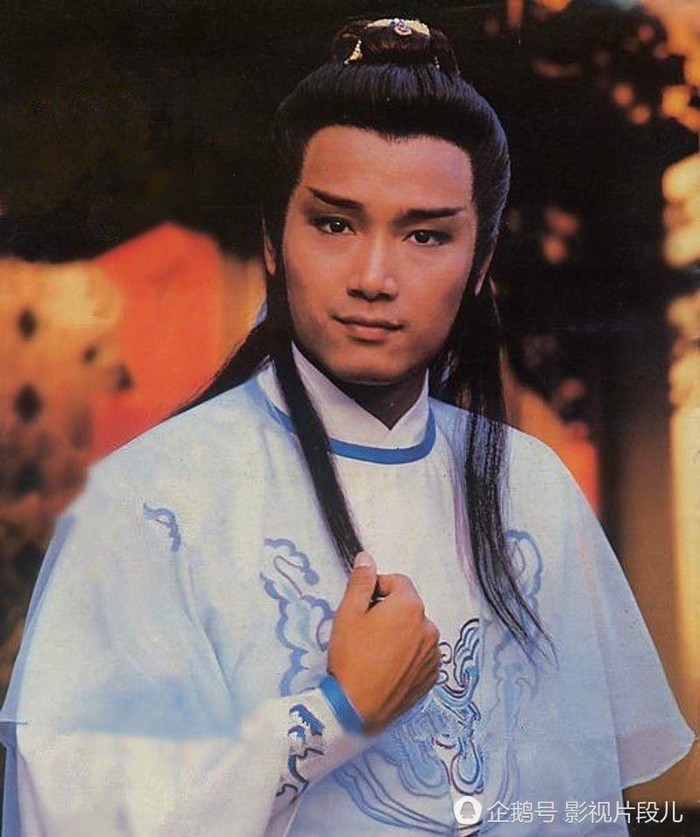 
Miêu Kiều Vỹ từng thủ vai Dương Khang trong Anh Hùng Xạ Điêu 1983.