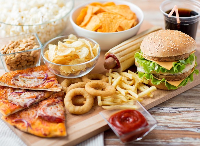 
Ăn quá nhiều chất béo khiến cho nguy cơ đột quỵ tăng cao