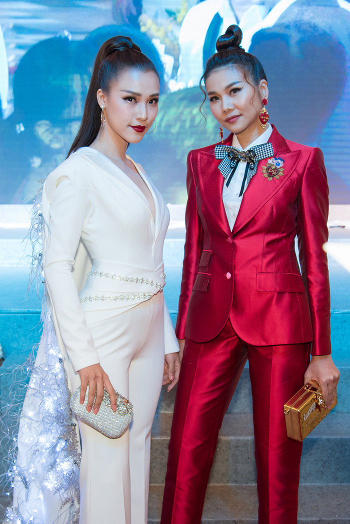 
Hoàng Oanh và Thanh Hằng cùng đóng 1 vai Dung “đại ca” với 2 phiên bản tuổi trẻ và khi trưởng thành.