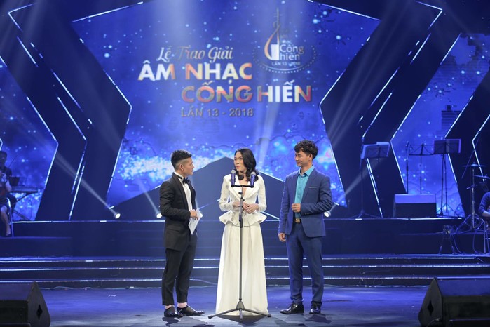 Sau ồn ào chê Miu Lê, Dương Cầm vẫn thắng lớn ở giải Cống Hiến 2018