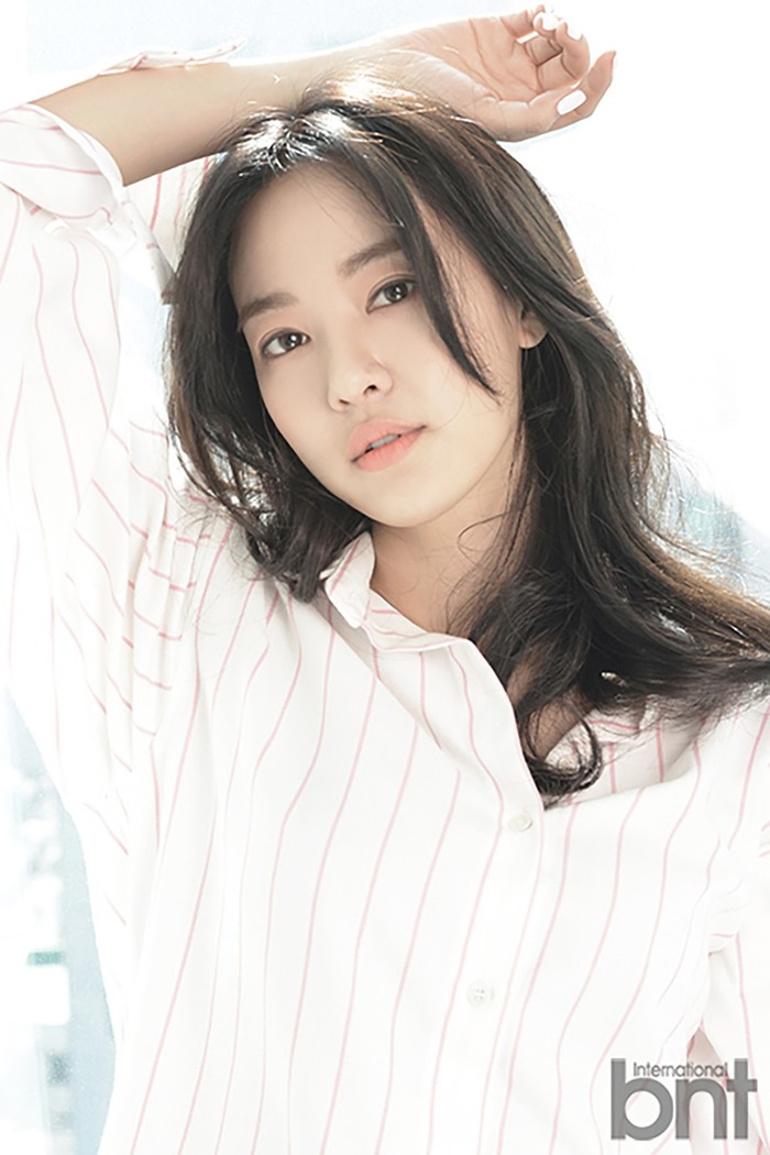 
Nhan sắc xinh đẹp của Lee Joo Yeon chắc chắn chẳng cần bài cãi nhiều.