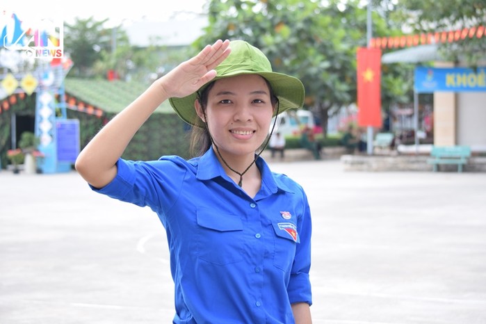 
Cả bố và mẹ đều là sĩ quan quân đội và cô bạn Phương Thảo rất thần tượng bố mẹ mình.