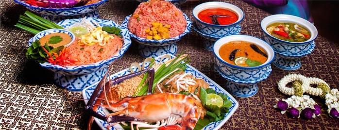 
Đồ ăn Thái Lan thường ngọt và cay.