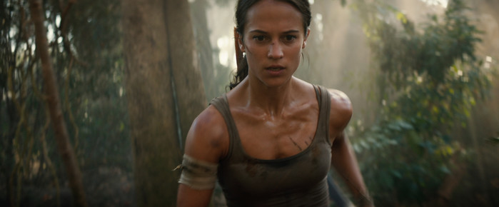 
Phim Tomb Raider, nói về hành trình đi tìm cha của Lara Croft.