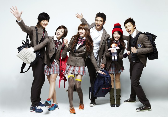 
Năm 2010, KeyEast cùng CJ Media và JYP tạo nên bộ phim “bom tấn” Dream High.
