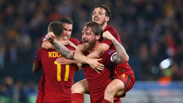 
Daniele De Rossi - "tội đồ" của AS Roma trong trận lượt đi có pha đá phạt 11m chuẩn xác giúp đội nhà nới rộng khoảng cách với Barca trong trận lượt về.