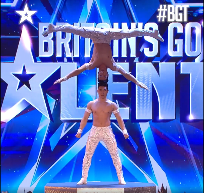 Hai anh em “soái ca” làng xiếc Việt Nam làm cả sân khấu Britian's Got Talent đứng lên vì tán thưởng