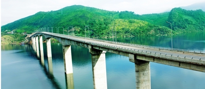 
Cầu Pá Uôn - Cây cầu cao nhất Việt Nam. (Ảnh: Internet)