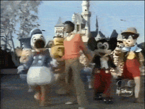 
Disneyland nhanh chóng trở thành ước mơ của mọi đứa trẻ.