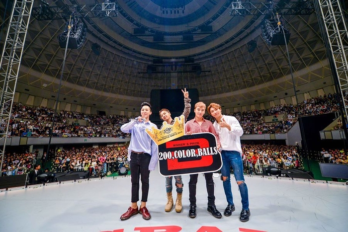 Bởi mỗi dịp tổ chức show hay sự kiện thì Big Bang cũng thu hút một lượng fan hùng hậu lấp đầy cả sân khấu,