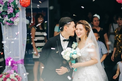 
Cặp đôi đẹp lung linh trong ngày cưới - Tin sao Viet - Tin tuc sao Viet - Scandal sao Viet - Tin tuc cua Sao - Tin cua Sao