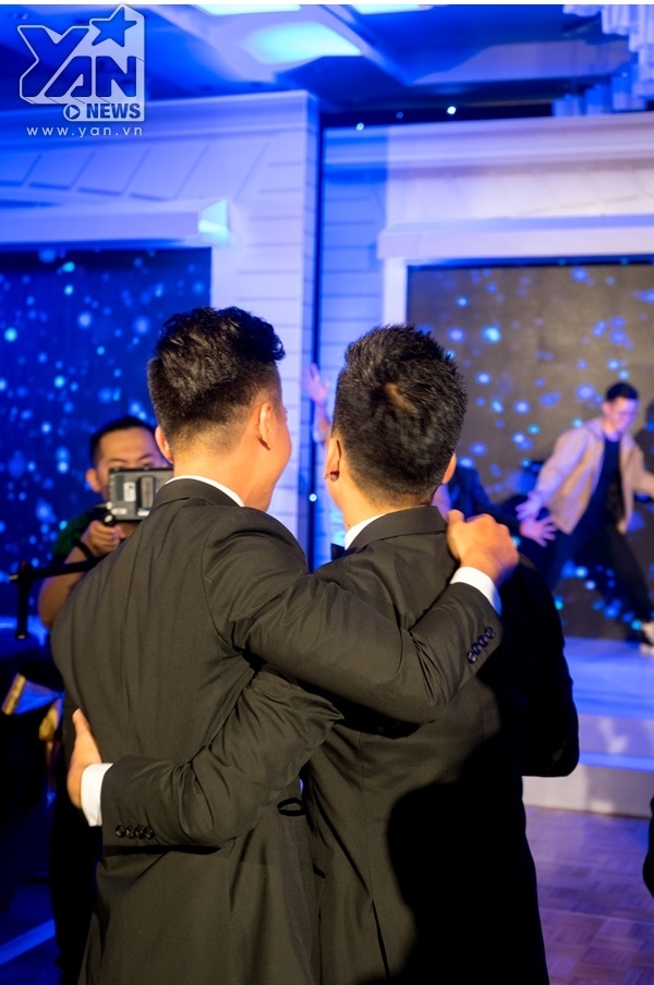 Muôn kiểu đám cưới đồng tính nổi tiếng nhất làng giải trí Việt - Tin sao Viet - Tin tuc sao Viet - Scandal sao Viet - Tin tuc cua Sao - Tin cua Sao