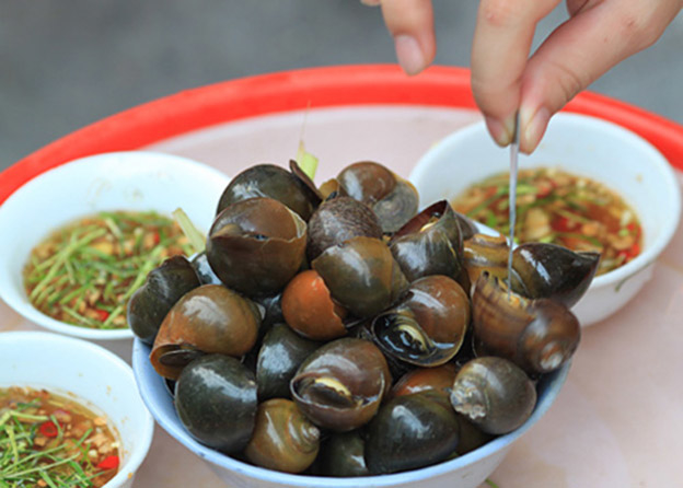 Top 10 món ăn vặt đường phố khiến thực khách Hà Nội chấp nhận 